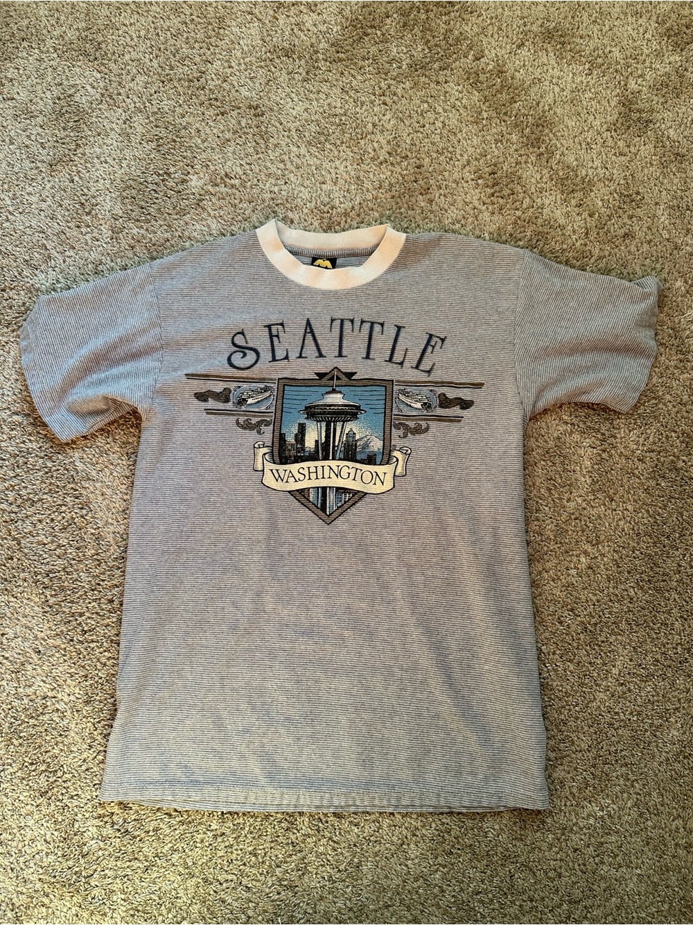 Vintage Men's Seattle Graphic Short Sleeve Tee — Made in the USA Men’s Large